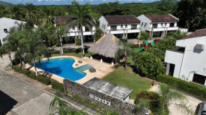 Full condo in Tamarindo, CR